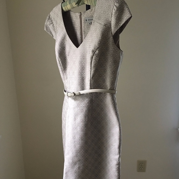 Dress - Picture 1 of 5